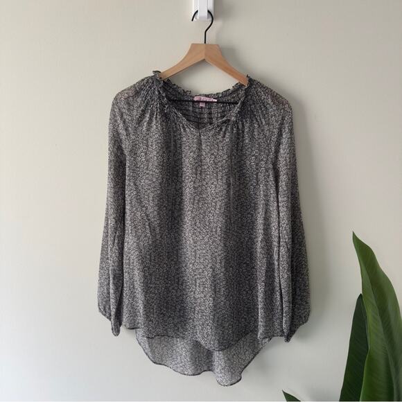 Calypso St. Barth 100% Silk Gray and white Blouse long sleeve sheer floral smock - Picture 11 of 11